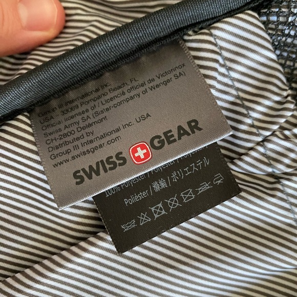 SwissGear Hybrid Travel Laptop Backpack, Heather Grey, 18-Inch - Picture 14 of 16